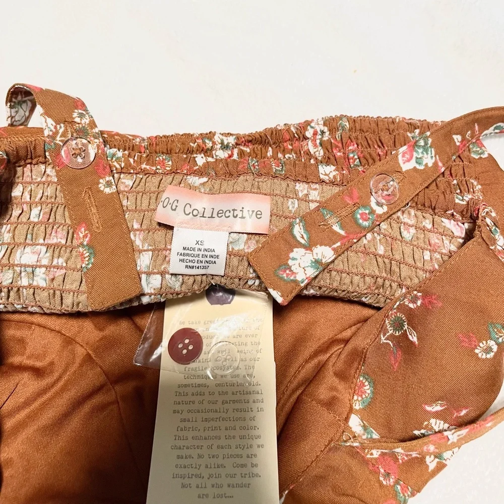 NWT B.O.G Collective Floral Crop Tank Top
